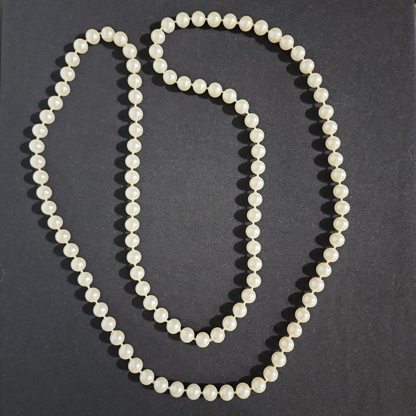 Vintaga Chunky Pearl Neckkace