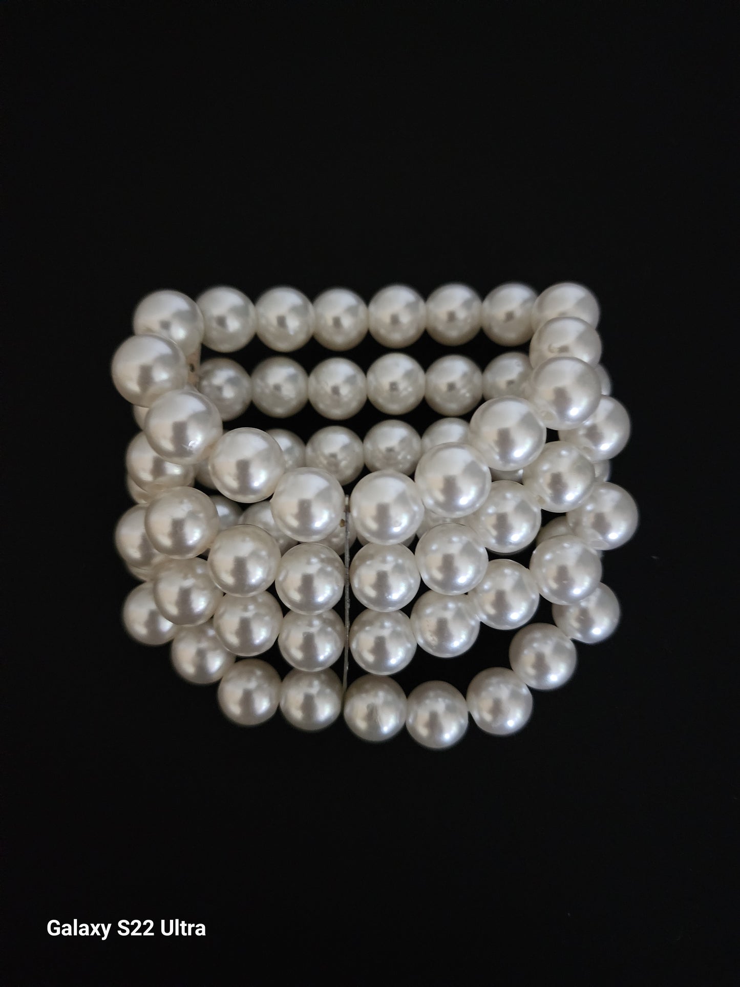 Bulky Pearl Bracelet