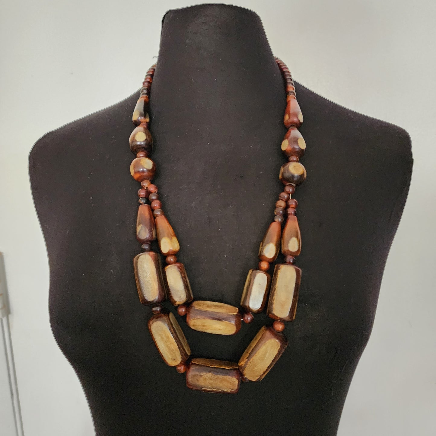 Vintage Wood Bulky Necklace
