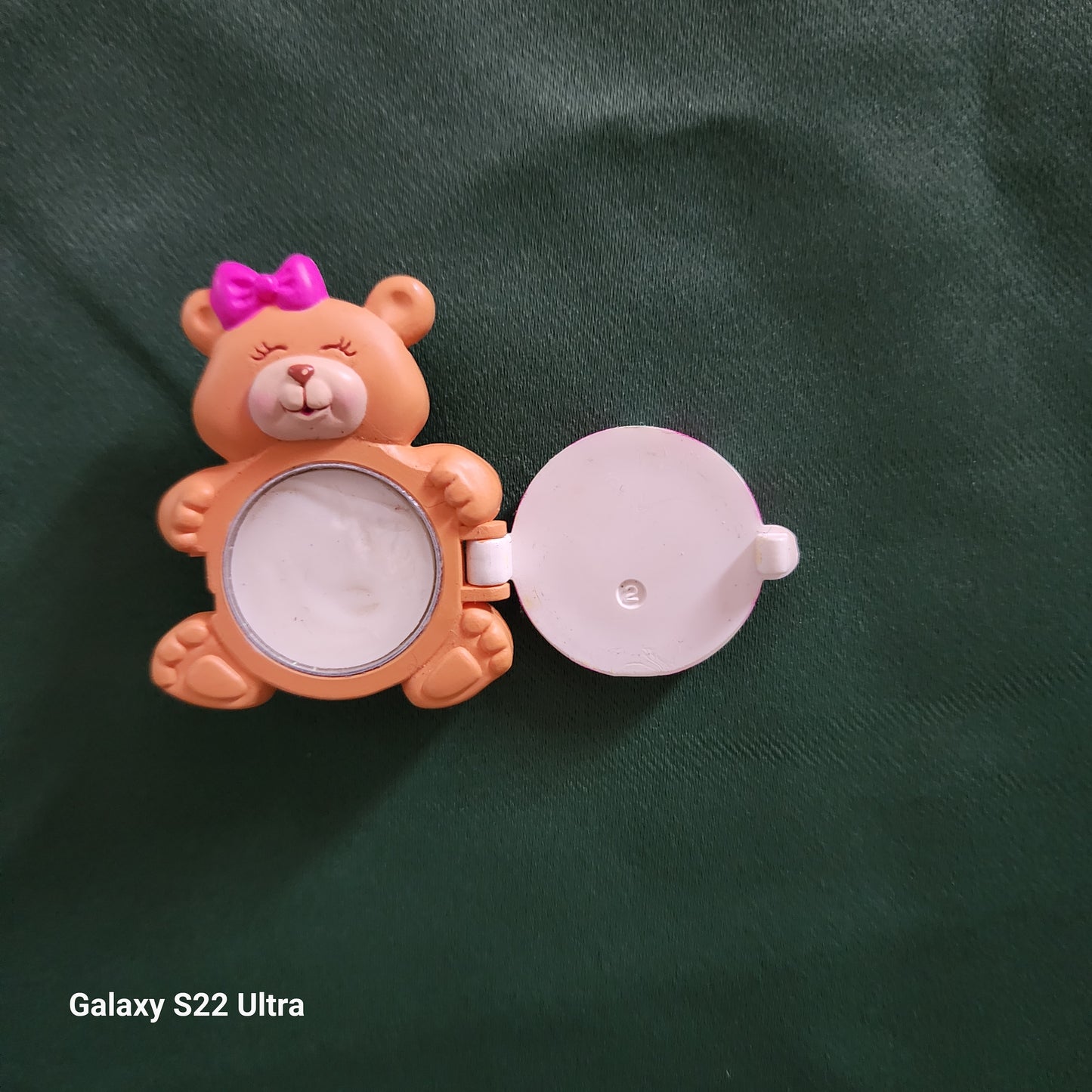 Avon 1972 Perfum Pin