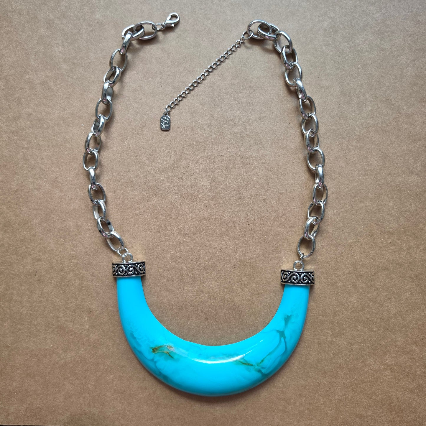 Statement You & I Bib Collar