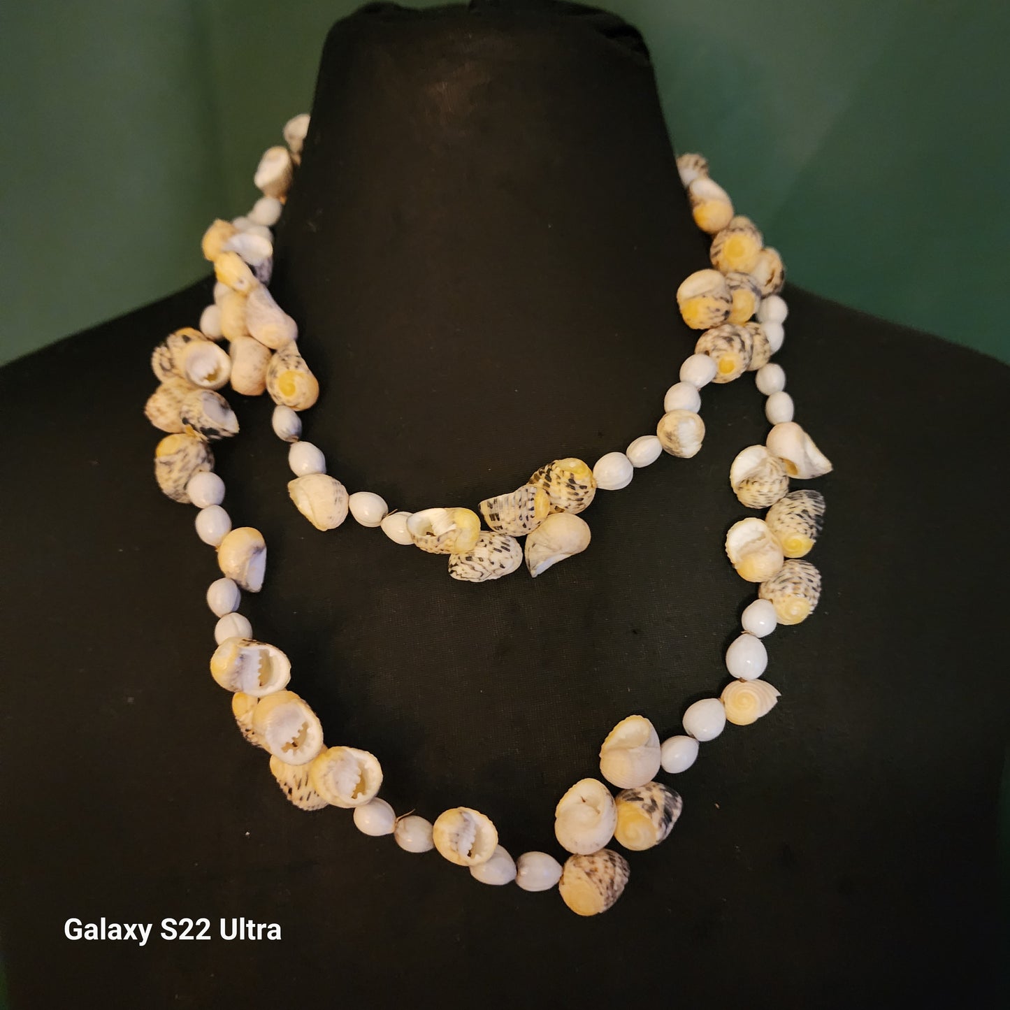 Vintage Natural Sea Shell Necklace