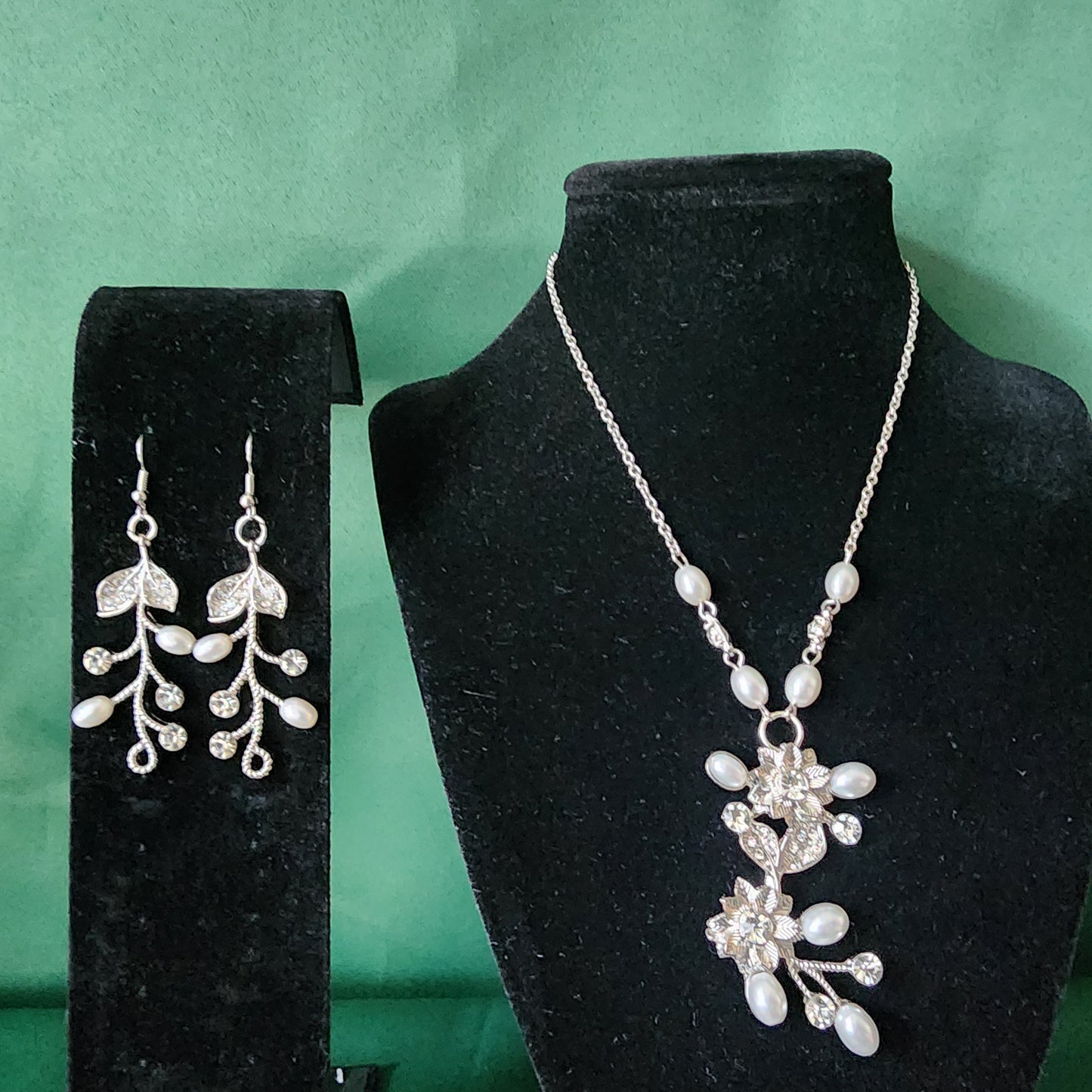 Pearl Wedding Set