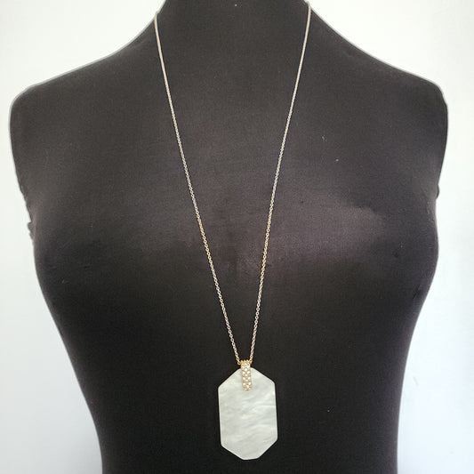 Gold tone Pendant Necklace