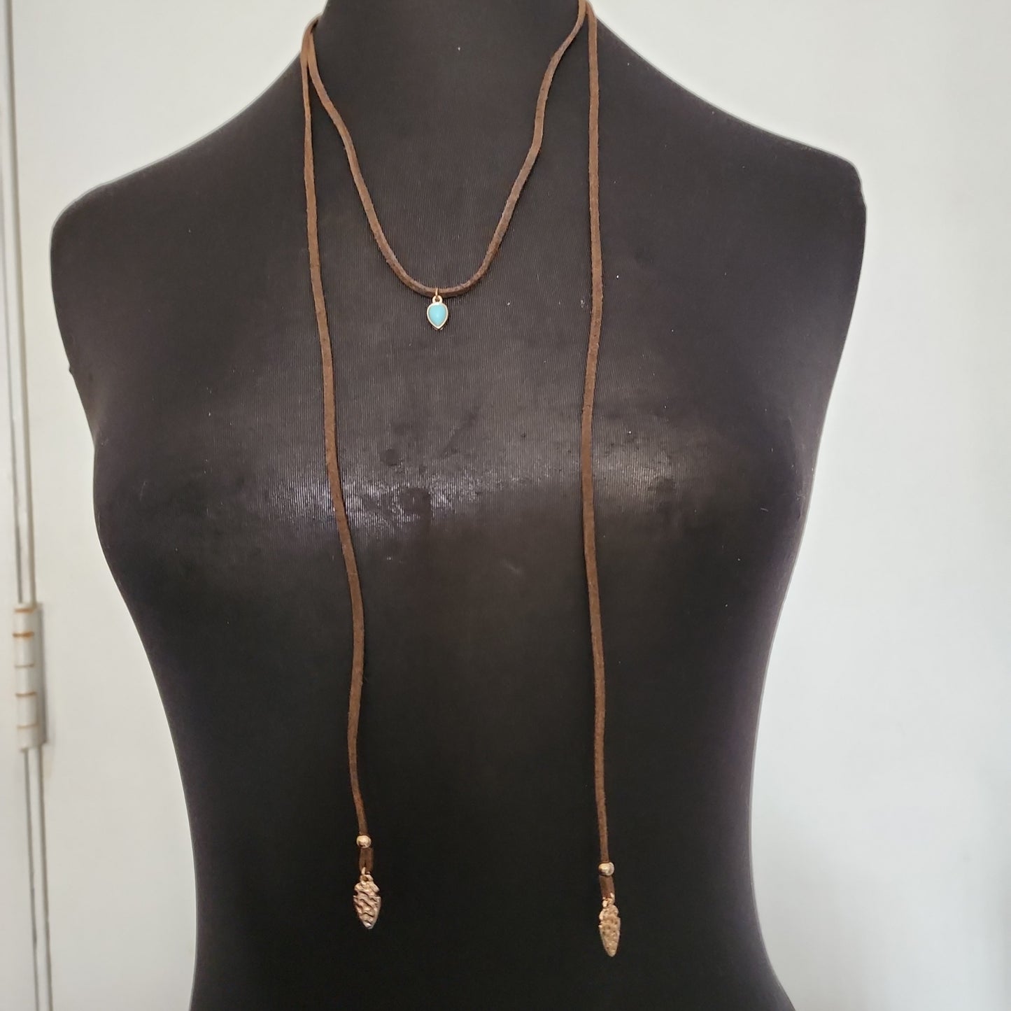 Long leather String with Pendant