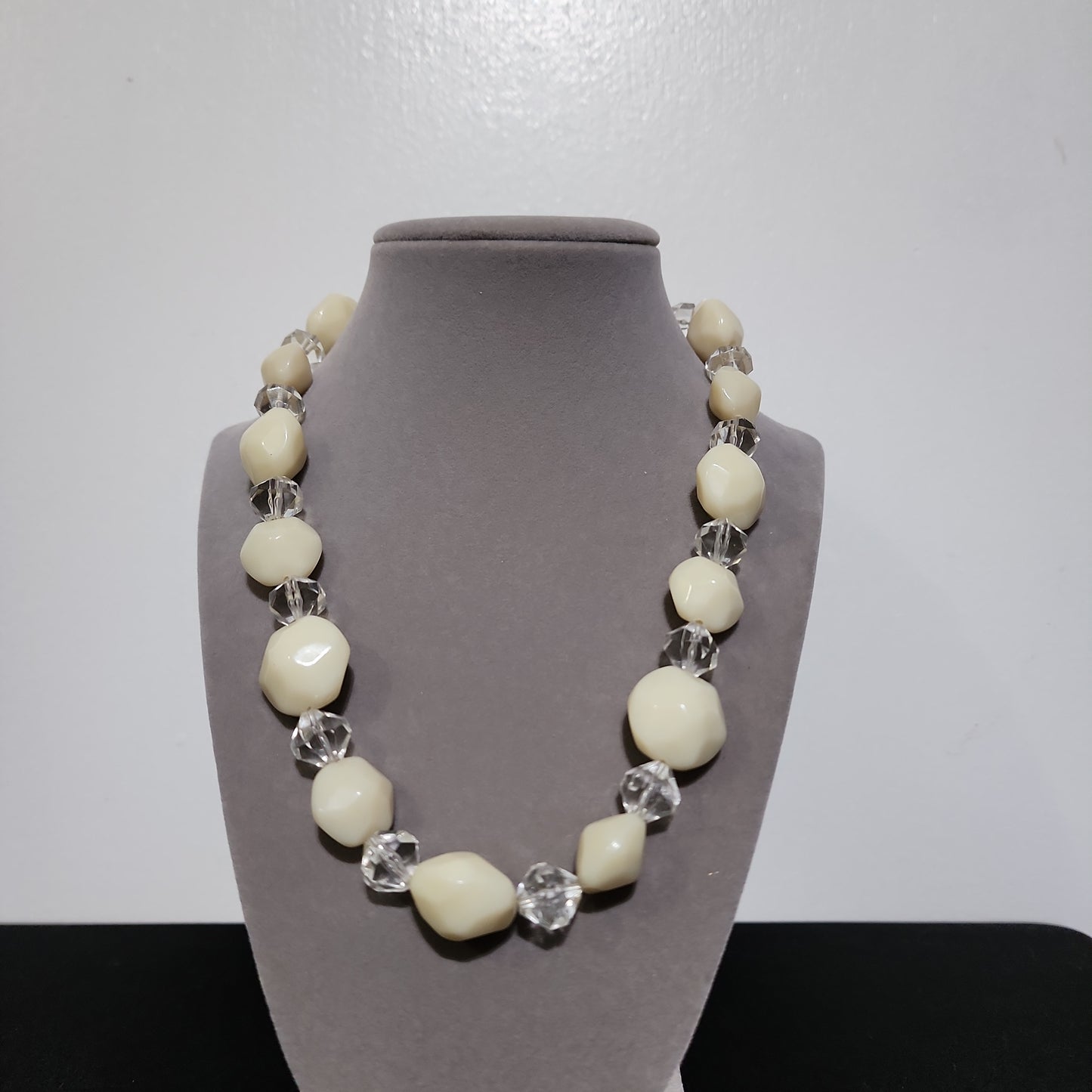 Vintage Faux Fauceted Bead Necklace