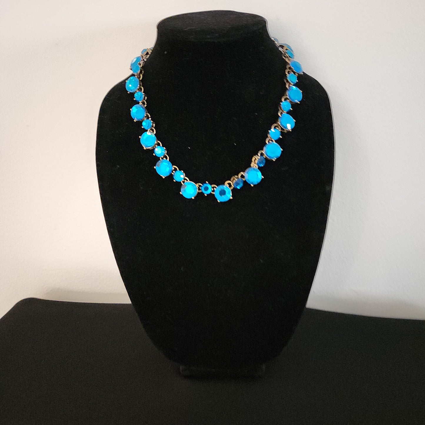 Sparkly Teal Necklace