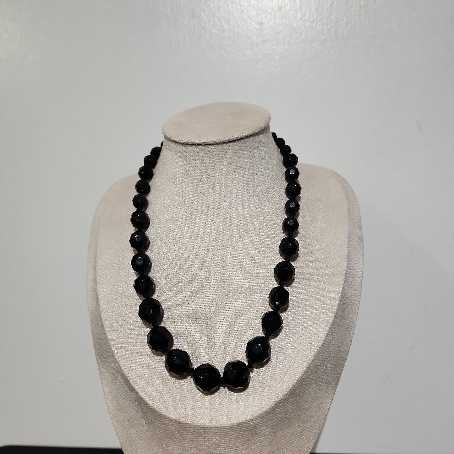 Black Facet Necklace