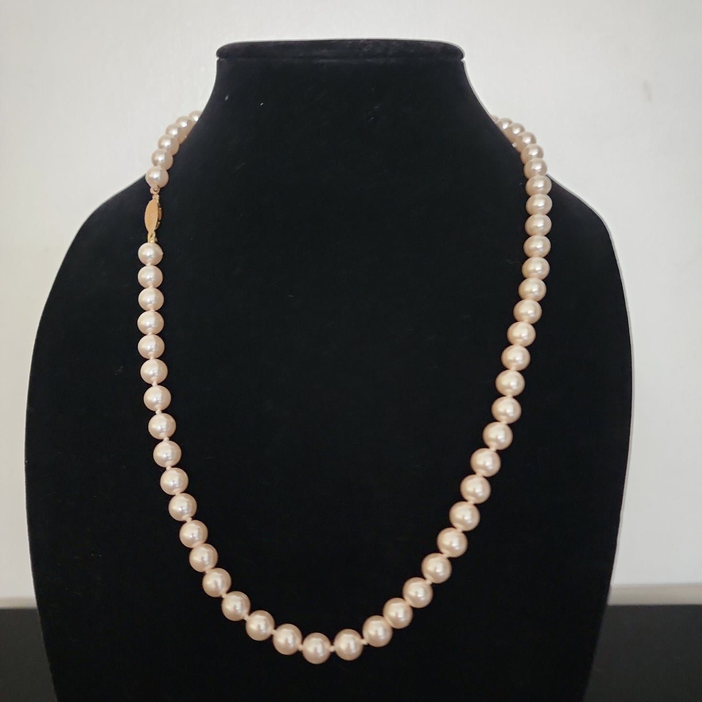 Vintage Faux Pearl Necklace