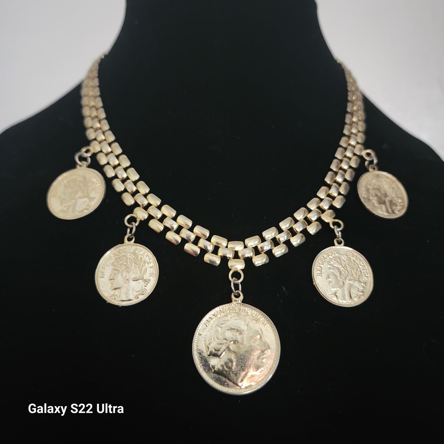 Coin Pendant Necklace