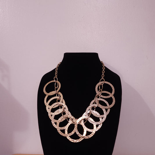 Overlapping Circle Necklace
