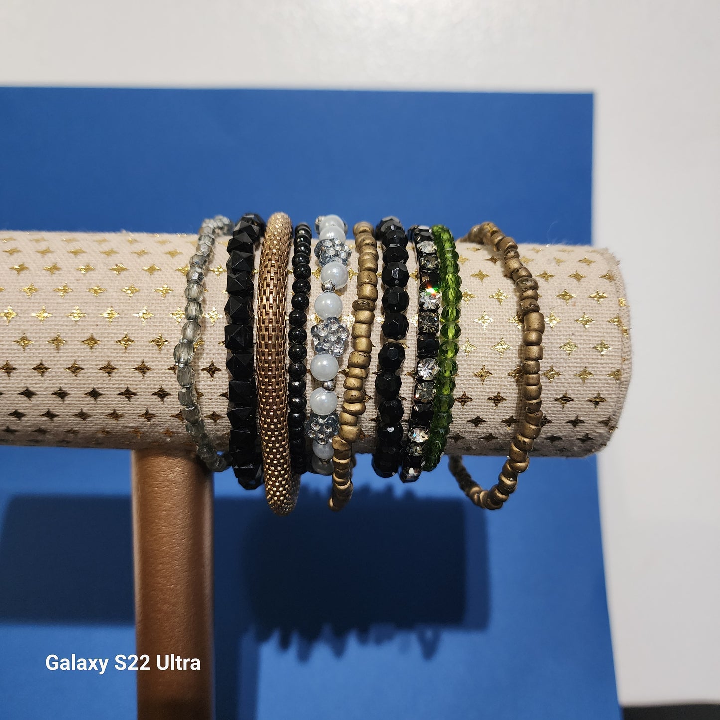 Thrifty Item  10 Bracelet