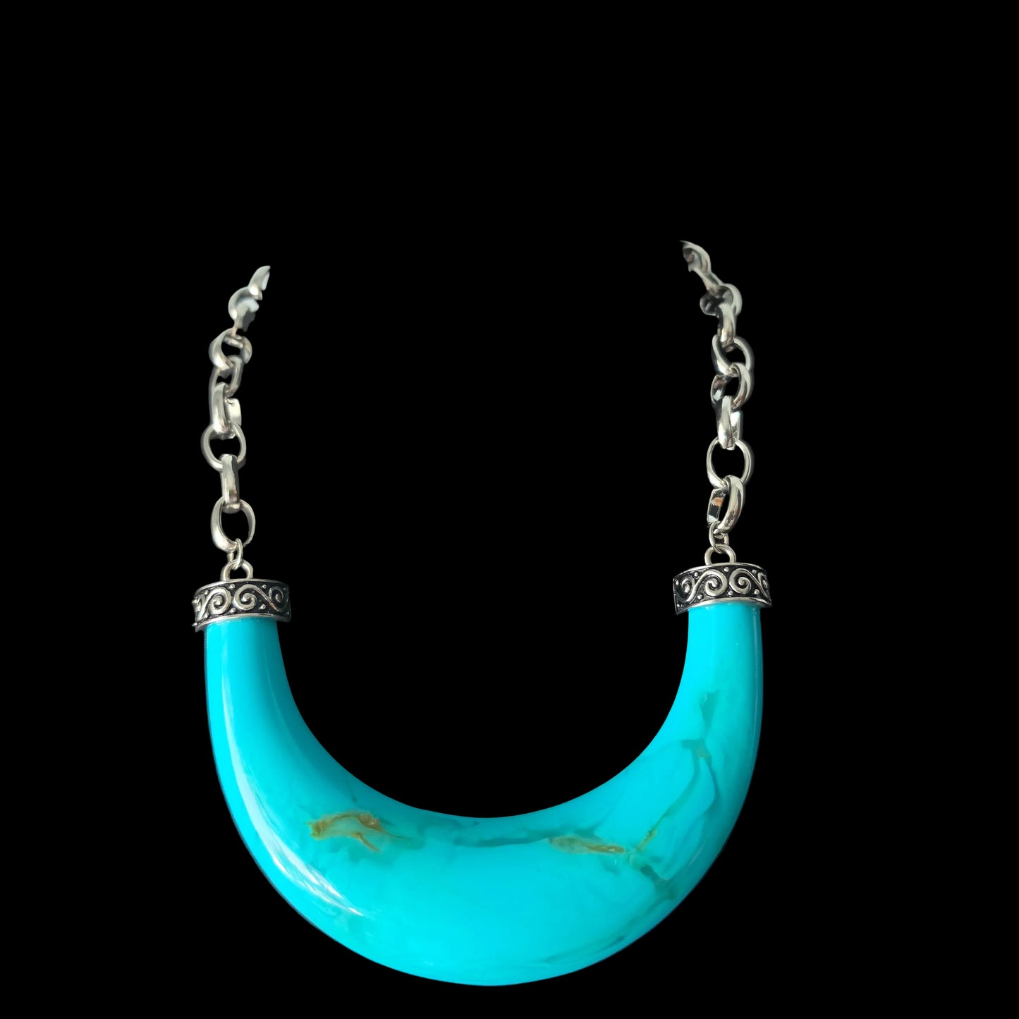 Statement You & I Bib Collar