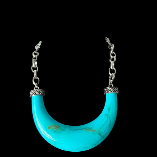 Statement You & I Bib Collar